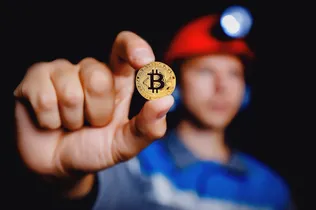 News Article Image Bitcoin Miners Fertig Verkaufen, $63 K Könnte dazu führen, dass Miner Aktien 'Hoch explodieren', sagt Investor